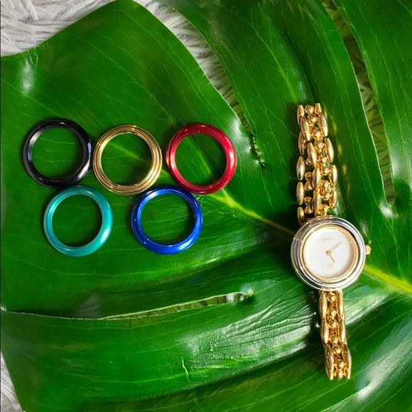 Gucci authentic vintage color change  bezel watch - Picture 4 of 7